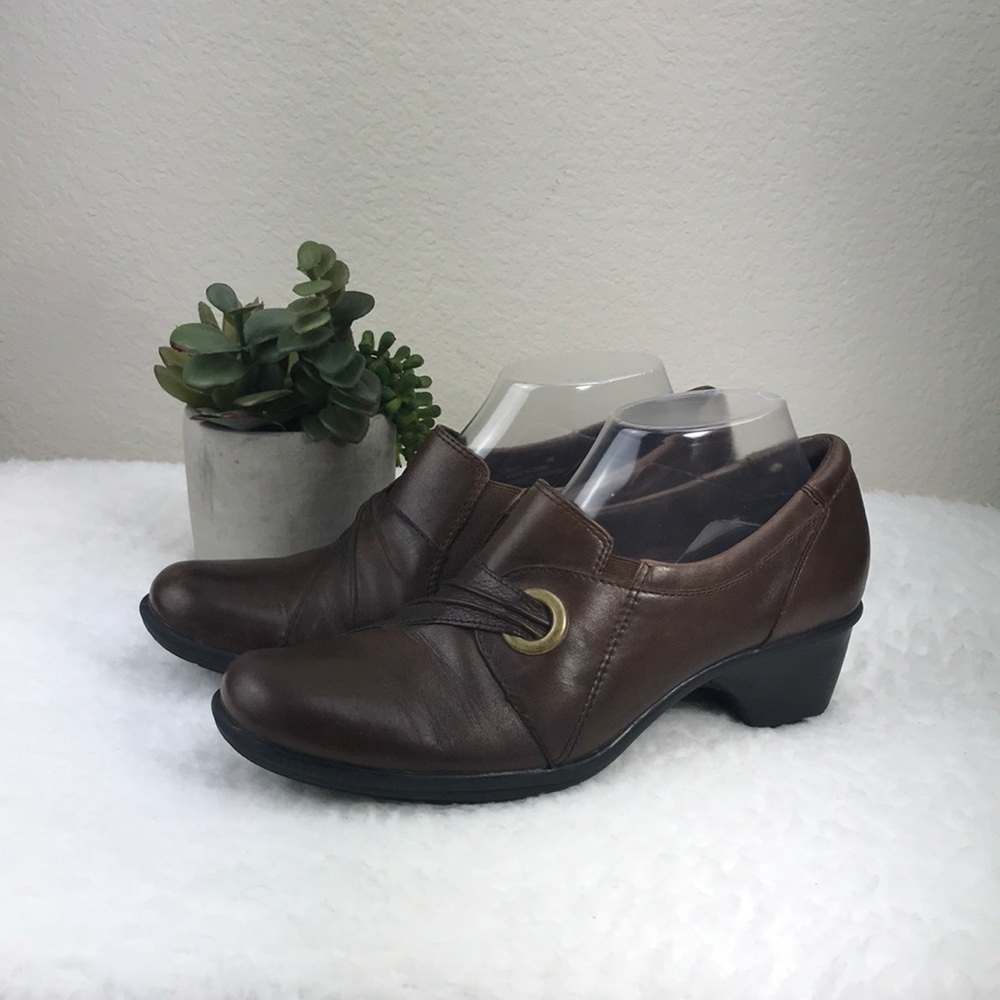Clark’s Bendables Brown Leather Ankle Booties 9M